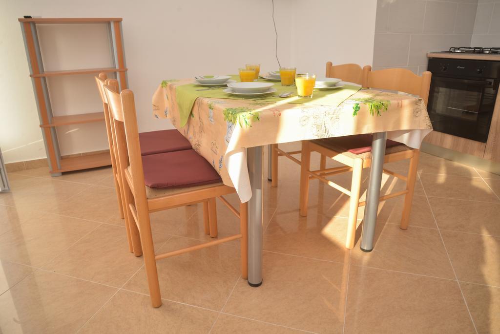 Apartments Lavanda توراني المظهر الخارجي الصورة