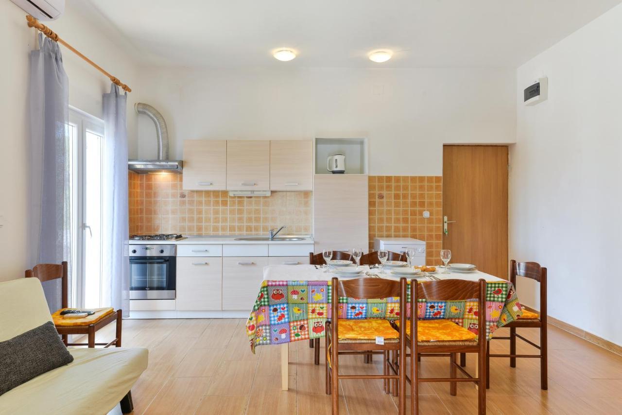 Apartments Lavanda توراني المظهر الخارجي الصورة
