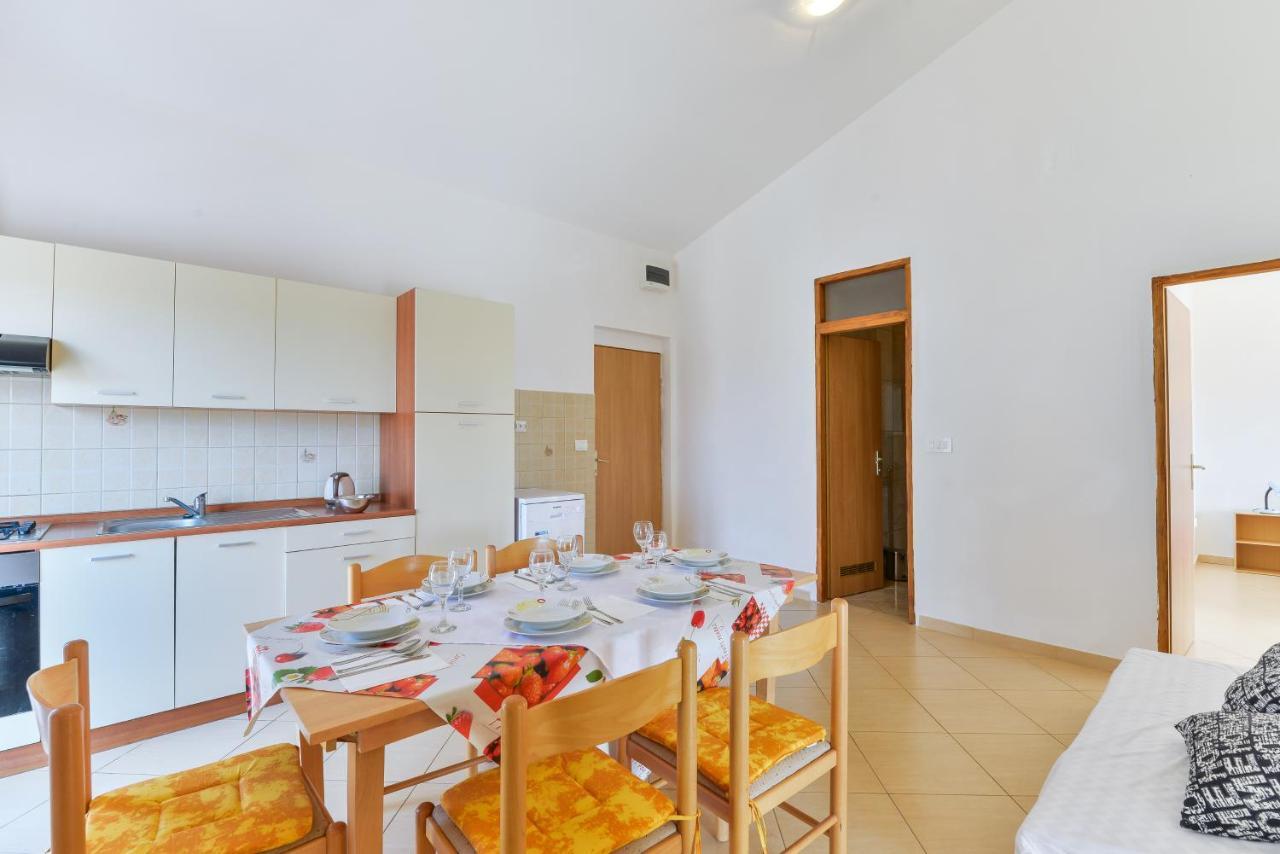 Apartments Lavanda توراني المظهر الخارجي الصورة