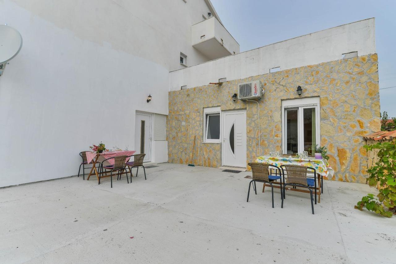Apartments Lavanda توراني المظهر الخارجي الصورة