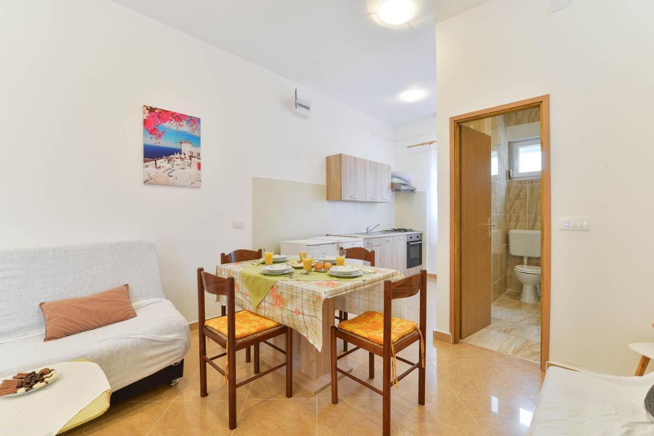 Apartments Lavanda توراني المظهر الخارجي الصورة